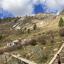 更に奥の院もあります