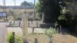 お城の向かいにある公園