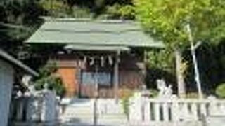  衣笠城址・横須賀散策で近殿神社に行きました