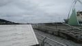 駅近くでのんびりと