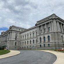 向かいのアメリカ議会図書館