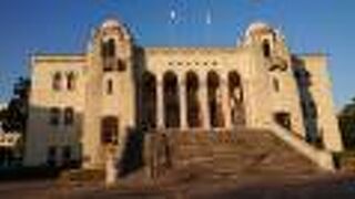 大正時代に計画され、昭和6年に竣工