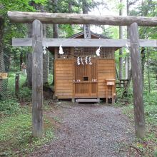 阿寒岳神社