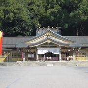 全国でも最大級の護国神社です。