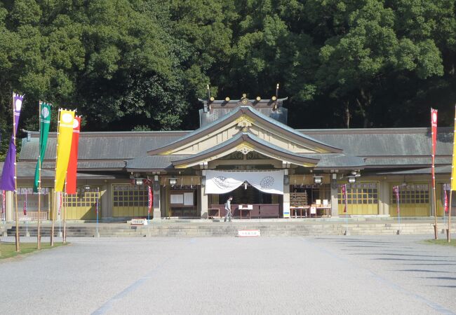 全国でも最大級の護国神社です。