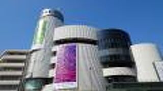 原宿の一等地にあるショッピングモール