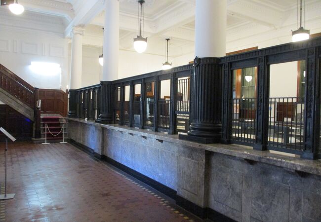 豪華な雰囲気の博物館