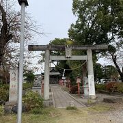 小綺麗な神社