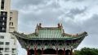 小南門と呼ばれる門