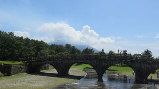 藩の威光を誇示した橋・・・