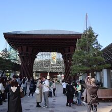 金沢駅前