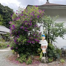 宝物館の建物