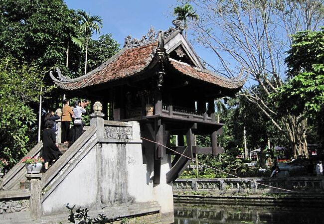 ベトナム　一柱寺　石造　置物　美術品 ベトナム 一柱寺 石造 置物 美術品