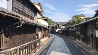 竹原町並み保存地区（広島県竹原）：製塩業や酒造業で栄えた町並み