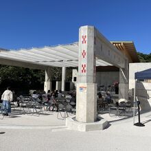 ライブステージ