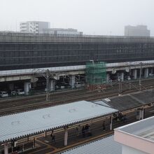 北上駅が眼の前。夜は貨物列車の音が聴こえる