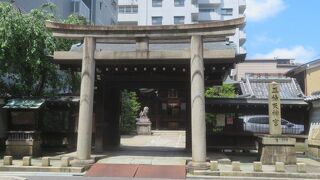 医薬の神様です