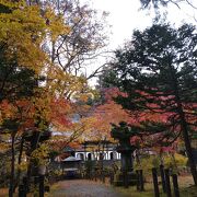 奈良時代に起源を持つ古刹