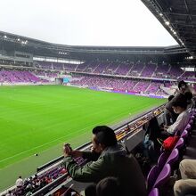 見やすい専用スタジアム