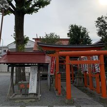 久下稲荷神社