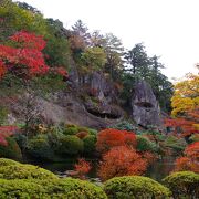 期待以上の紅葉と絶景が楽しめる那谷寺