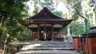 上賀茂神社の摂社です