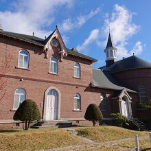 修道院の建物です。中には入れません
