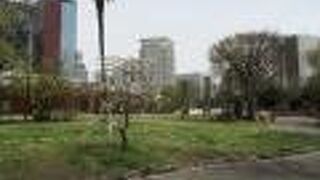 貝塚の復元と避難対策用に考えられた公園