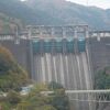 新しいダムも建設中