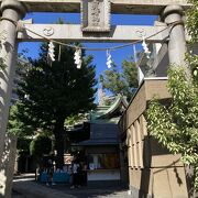 下町の入谷に鎮座する神社です。