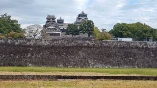 再建された天守閣