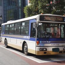 落ち着いたかつちょっと高級感ある色合いがよい。