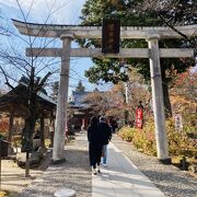 小諸城跡の本丸跡にある神社