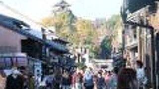 犬山城につながる食べ歩きが楽しい街