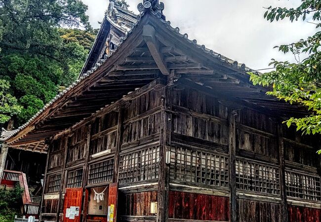 染羽天石勝神社