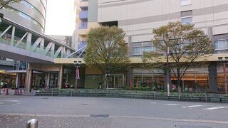 博多にある有名なショッピングセンター