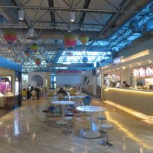 第二ターミナル内