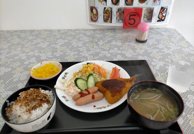 お食事&Cafe しあわせのひなた