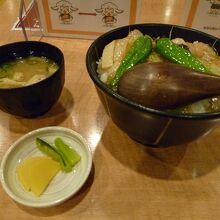 第１で夕食は中華丼