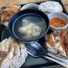 100THB～腹一杯になりますね！