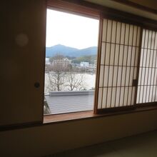 お部屋から琵琶湖が見えます