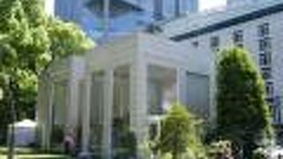 高級ブランド品店のような