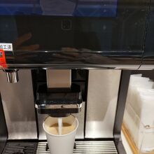 無料のドリンクマシーン