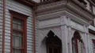 コロニアル・スタイルは桜色