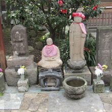 境内の石仏
