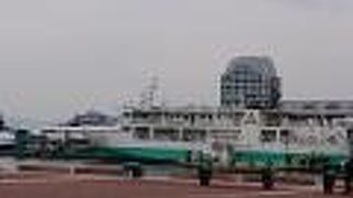 綺麗な港で大変ゆっくりとすることもできた。