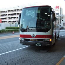 新横浜行きのリムジンバス