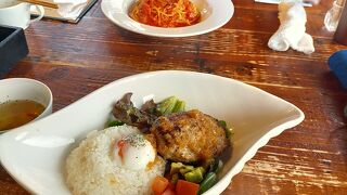 海が見える　シャレオツバー　お昼もランチ食べれる