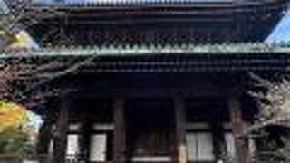 知恩院の本尊・阿弥陀仏が安置されている阿弥陀堂