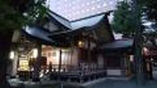 燈篭が素晴らしい